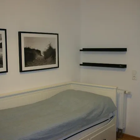 Josephine - 41-02 Apartment Kuehlungsborn